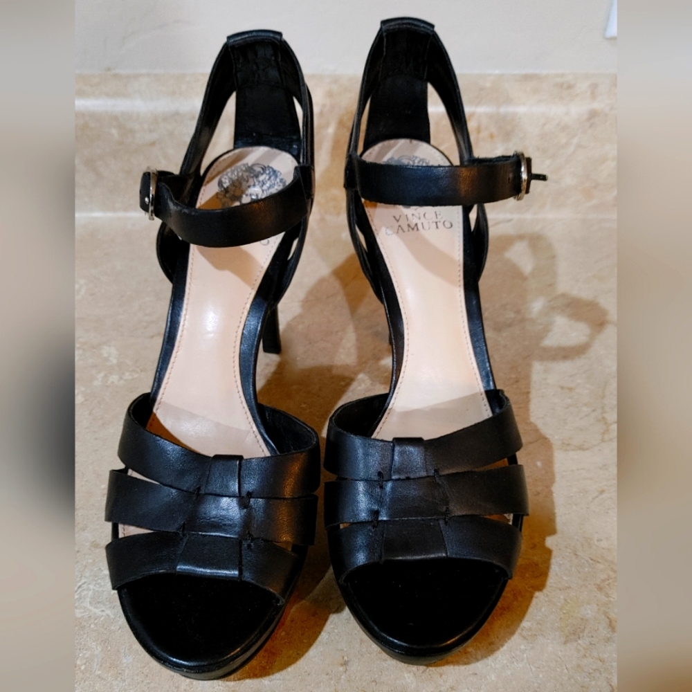 VINCE CAMUTO BEAUTIFUL LADIES SHOES